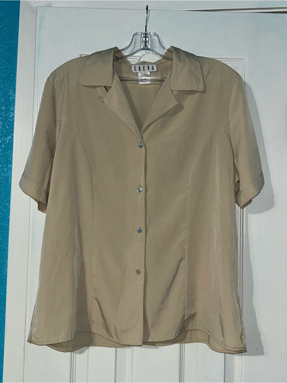 Erena Women's Short-Sleeve Button-Down Shirt in Tan